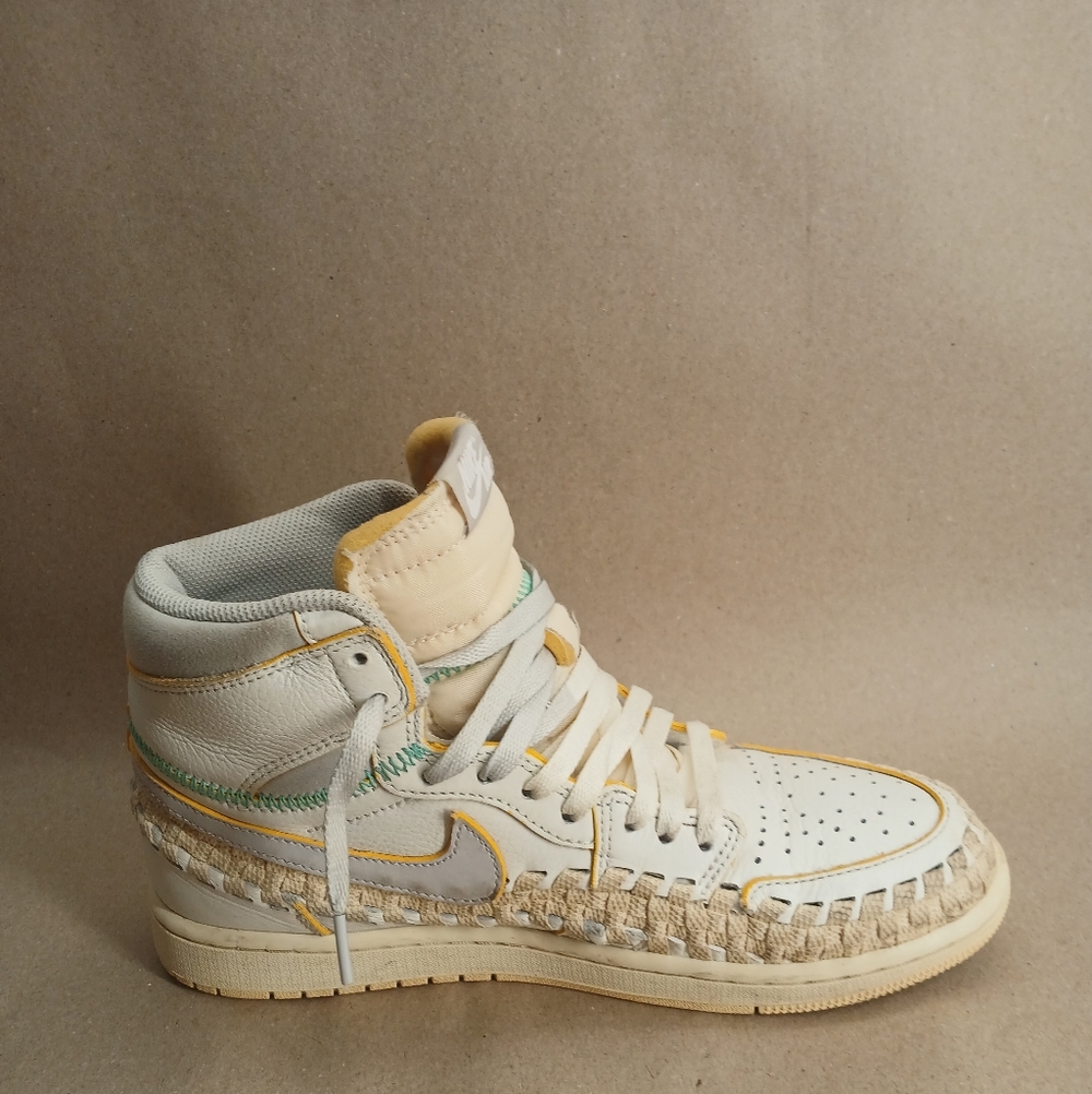 Nike Air Jordan 1